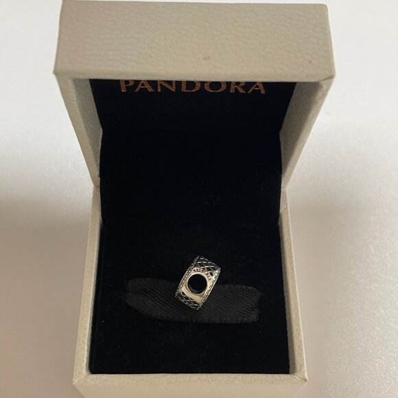 Pandora Gulf Shores Travel Exclusive Charm - Picture 5 of 5